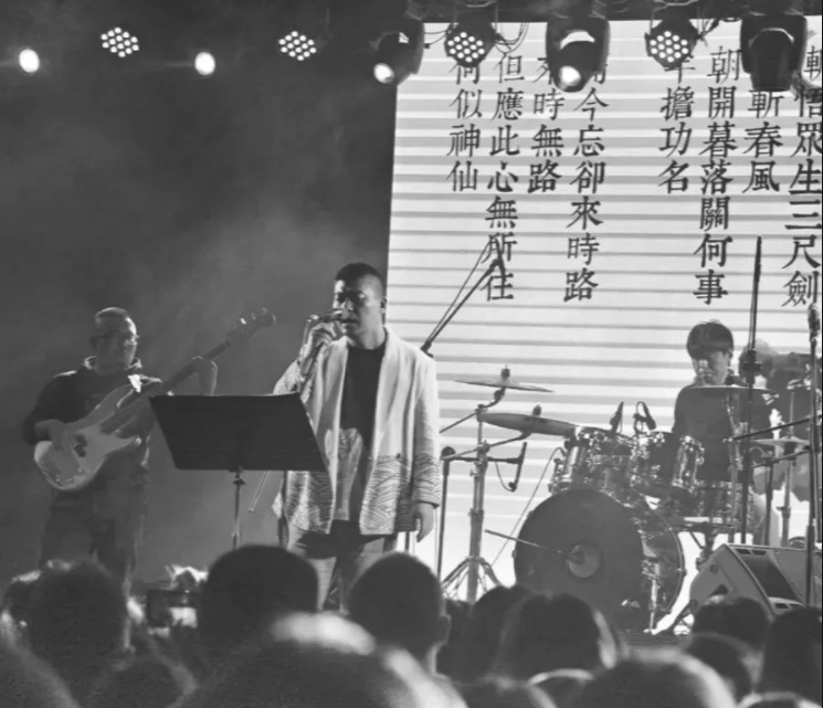 【風(fēng)戀】拗口的民謠（組詩(shī)）