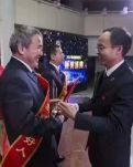 【家園】學(xué)院派散文與土根派散文的區(qū)別（隨筆）