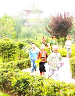 【浪花】花園里的孩子們（散文）